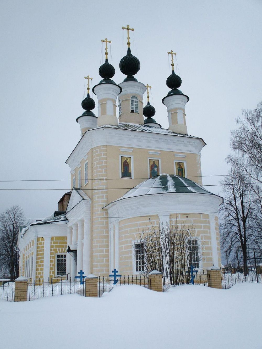 Алтарная часть церкви в Николо-Шанге