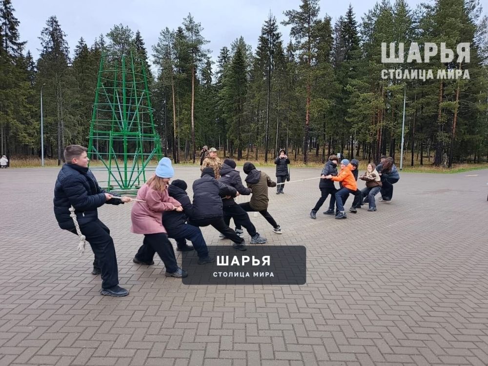 Семиклассники шарьинской школы приняли участие в патриотической эстафете — Шарья — фото 8