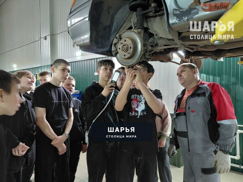 Школьники Шарьи познакомились с профессиями на практике — Шарья — фото 4