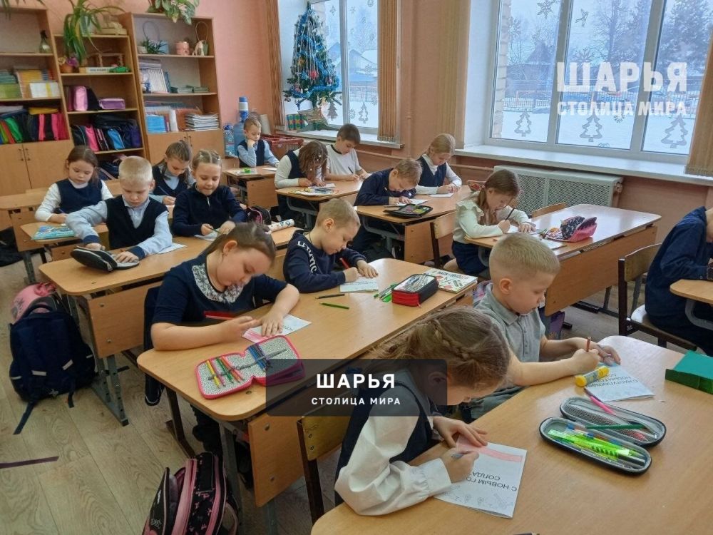 В шарьинской школе прошла акция "Новогодний привет героям" — Шарья — фото 5