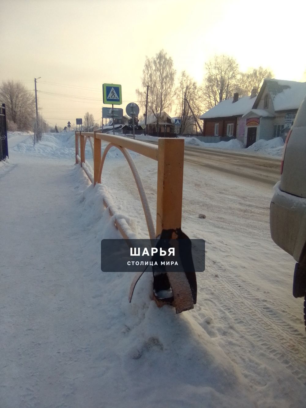 Публикация «Разорванная труба на фасаде школы №6» — Шарья