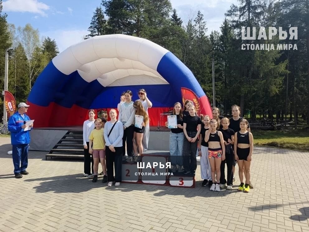 Традиционная легкоатлетическая эстафета в этом году прошла в шарьинском Городском парке — Шарья — фото 3