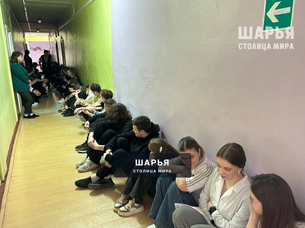 В школах Шарьи проводят учения, направленные на отработку действий в случае угрозы атаки БПЛА — Шарья — фото 6