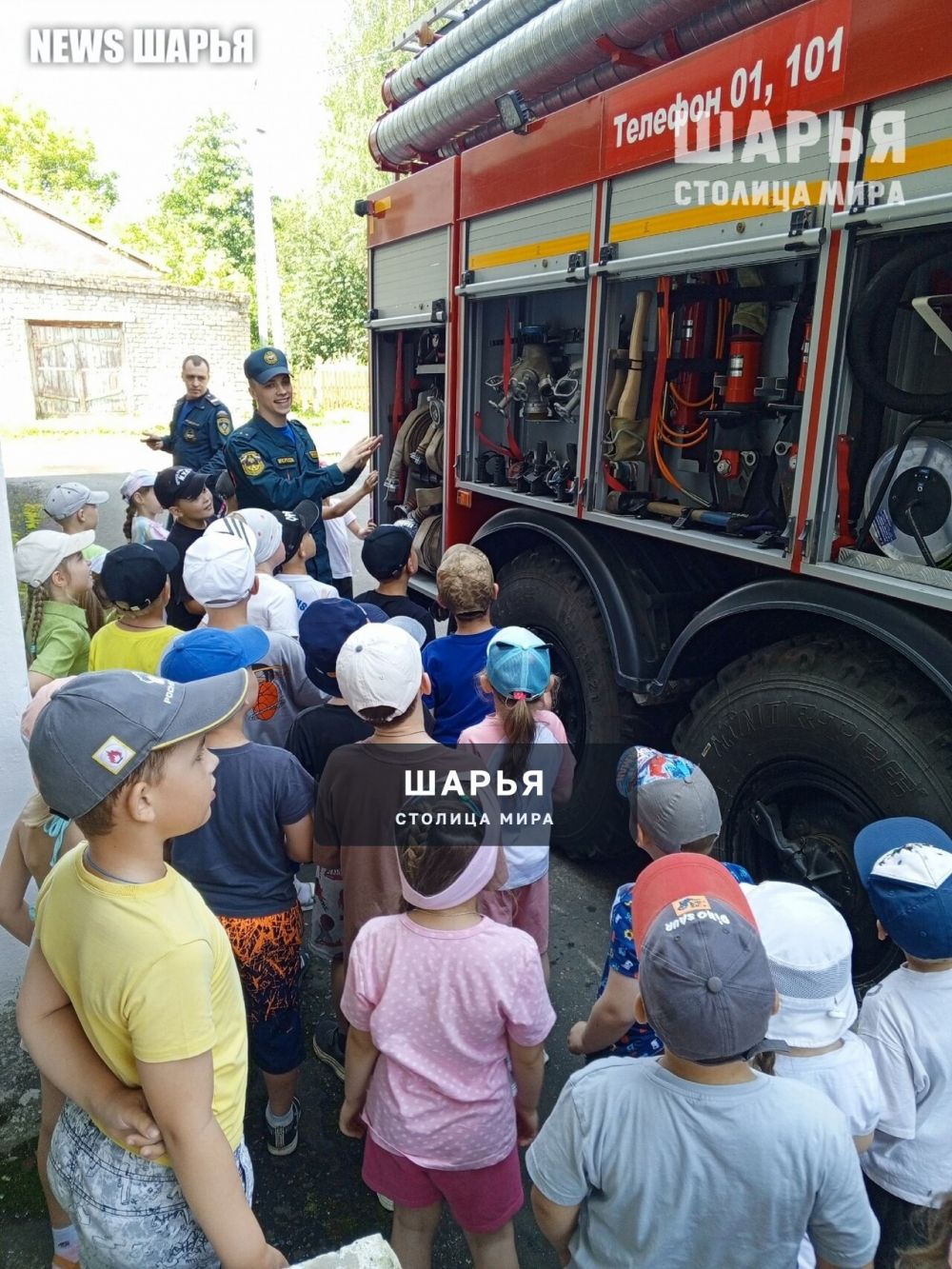 Спасатели-огнеборцы приехали в гости к дошколятам — Шарья — фото 2