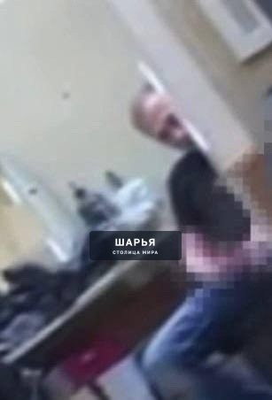 Учитель ДРО**Л на семиклассниц прямо во время урока — ученицы сняли это на видео, инцидент… — Шарья