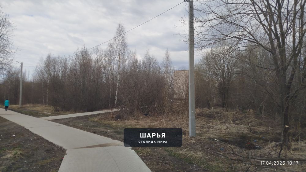 Раньше, когда здесь стояли старые гаражи, все люди "любовались" ими — Шарья — фото 3