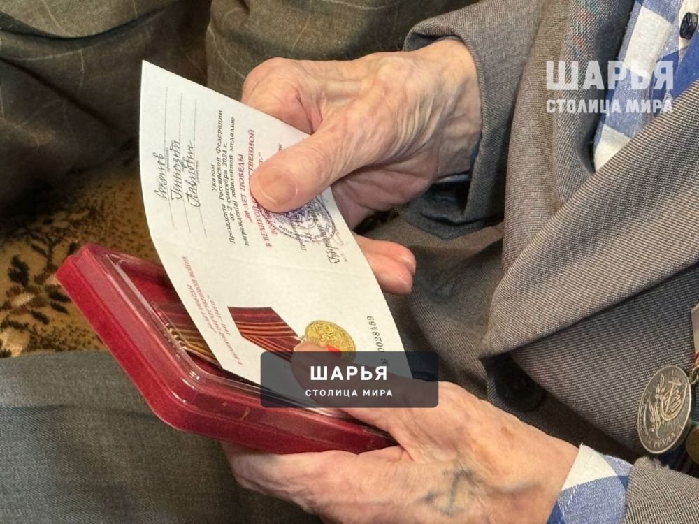 В Шарье Сергей Ситников навестил участника Сталинградской битвы Геннадия Соколова — Шарья — фото 4