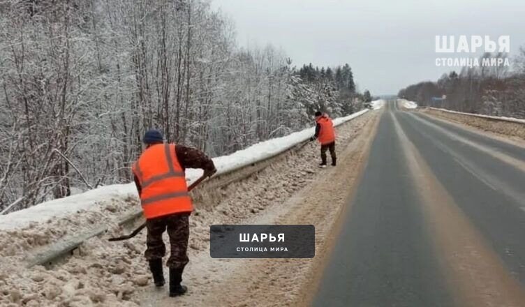 Календарная зима ушла, но зимнее содержание дорог продолжается — Шарья — фото 3