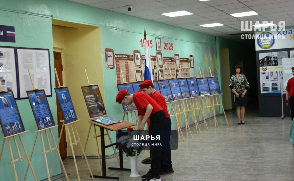 «Линейка памяти» прошла в шарьинской школе — Шарья — фото 6