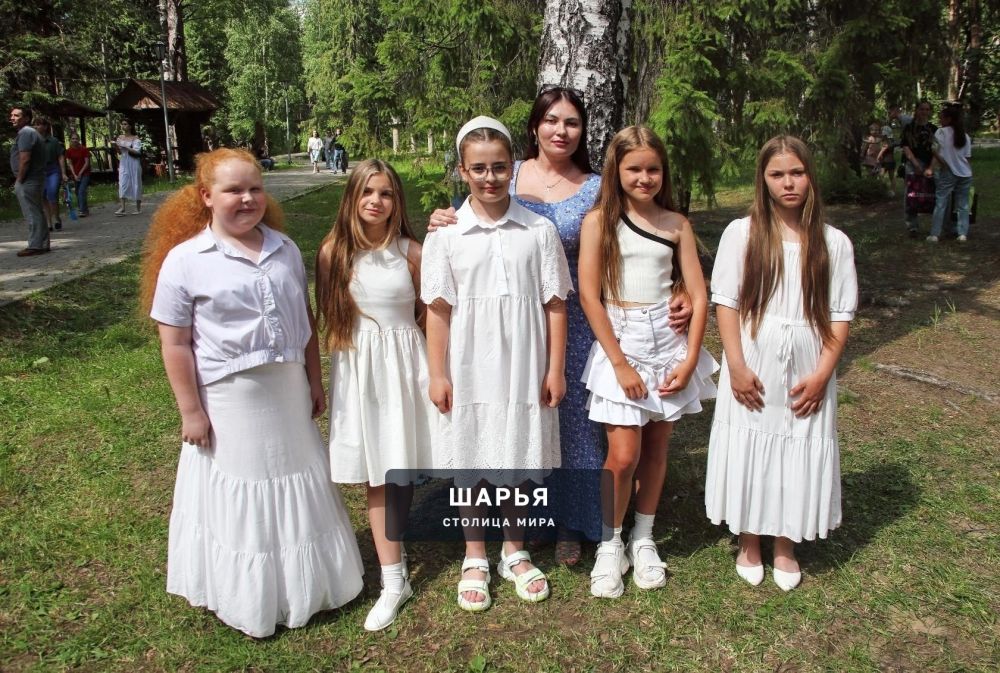 В День России шарьинцы собрались в Городском парке — Шарья — фото 2