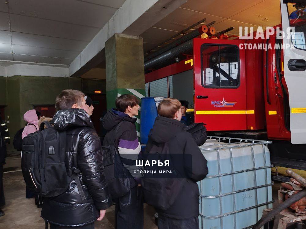 Профориентационная экскурсия в пожарную часть для школьников Шарьи — Шарья — фото 5