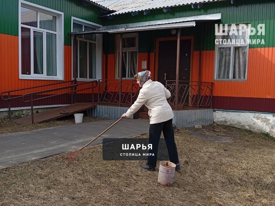 Районные работники культуры приняли участие в субботниках — Шарья — фото 8