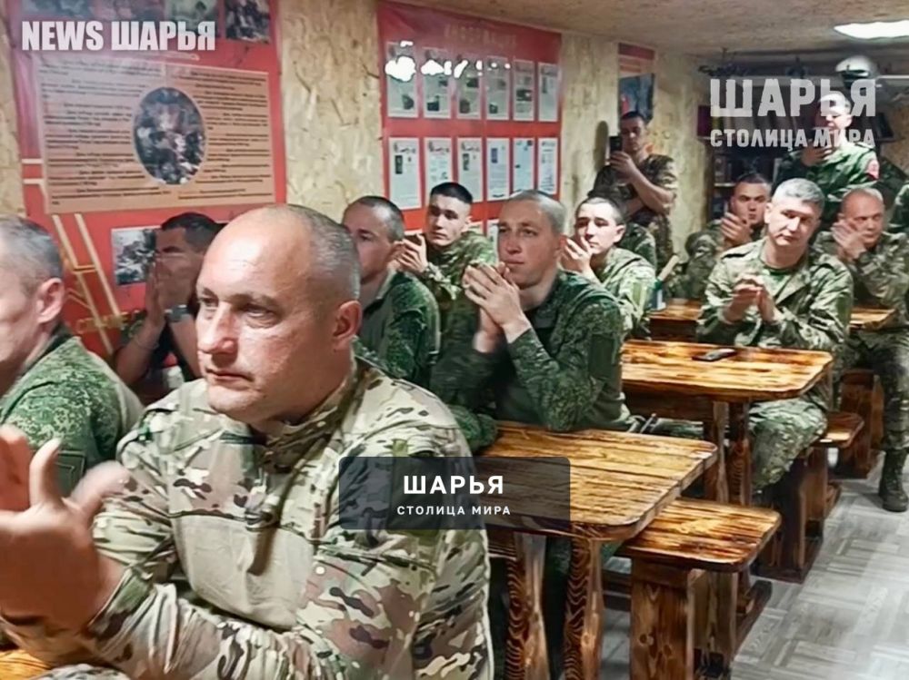 Артисты выступили перед своими земляками – бойцами СВО — Шарья — фото 5