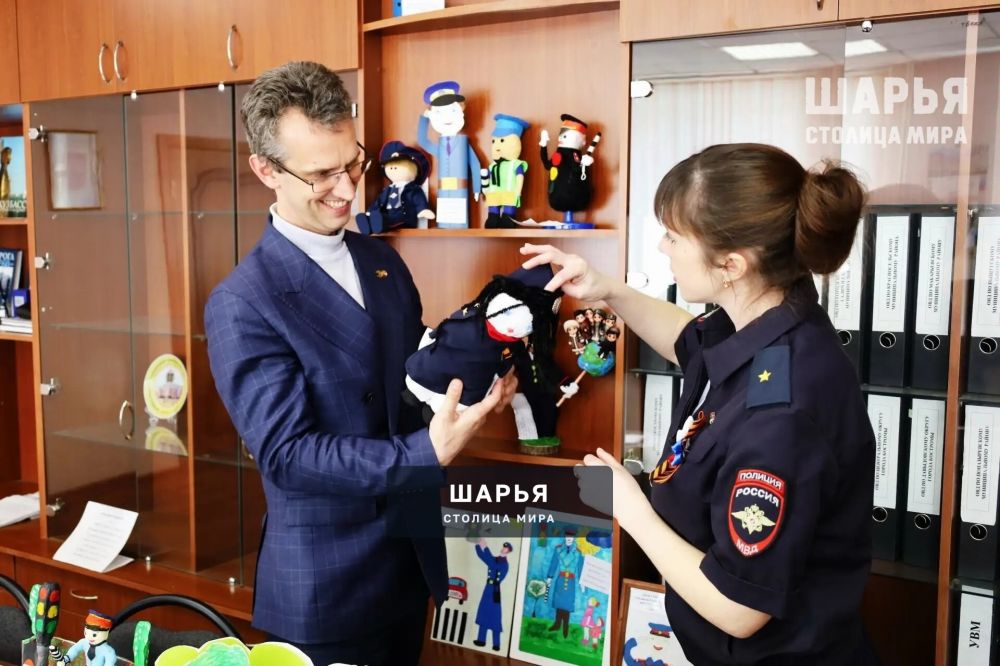 Юная шарьинка стала победителем в спецпремии конкурса «Полицейский Дядя Степа» — Шарья — фото 5