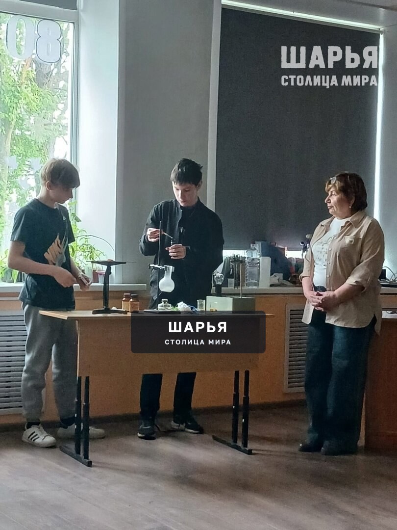 В одной из шарьинских школ окончание учебного года отметили концертом «Радуга талантов» — Шарья — фото 6