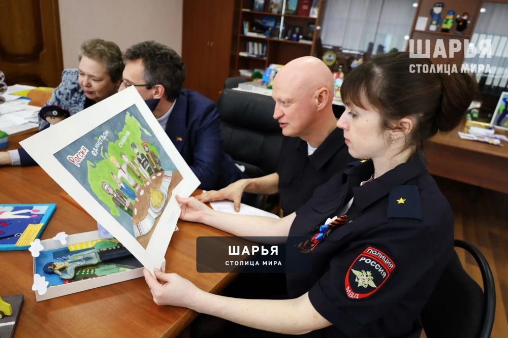 Юная шарьинка стала победителем в спецпремии конкурса «Полицейский Дядя Степа» — Шарья — фото 2