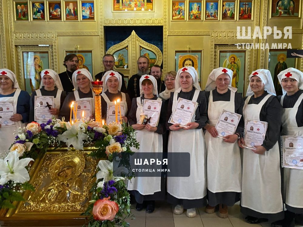 В Шарье сёстры милосердия получили документ о пройденном курсе обучения — Шарья — фото 2