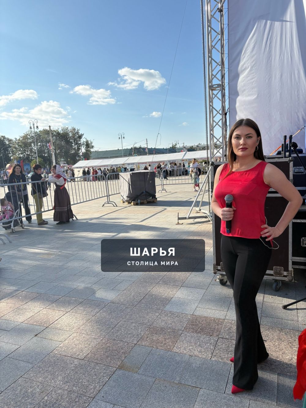 Шарьинка Дарья Блинова выступила 6 сентября на Сусанинской площади в г.Кострома — Шарья — фото 2