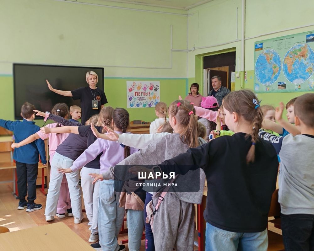 Автоинспектора в профилактических целях посещают пришкольные летние лагеря — Шарья — фото 9
