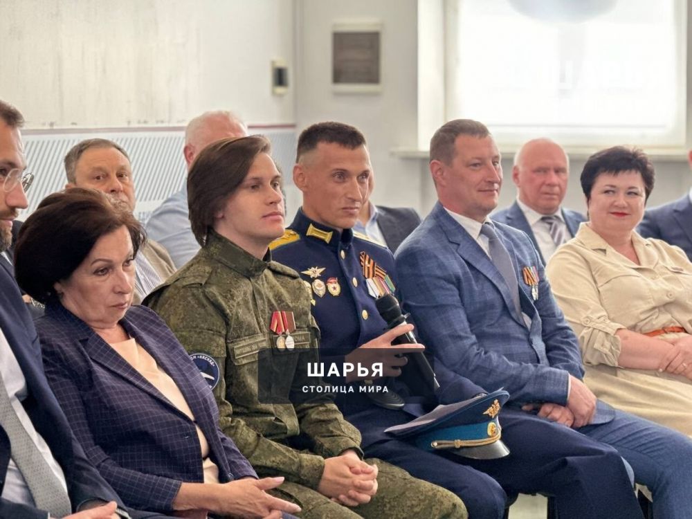 Губернатор встретился с победителями ЭПГ от Единой России — Шарья — фото 6