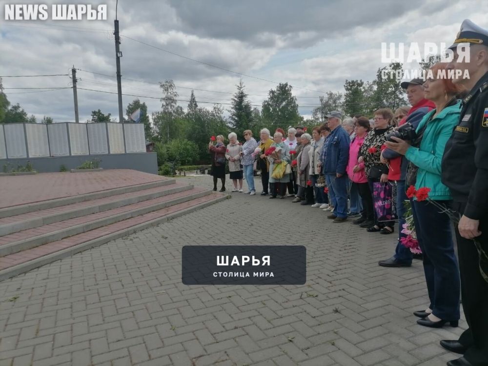 В Шарье почтили память павших в годы Великой Отечественной войны в День памяти и скорби — Шарья — фото 3