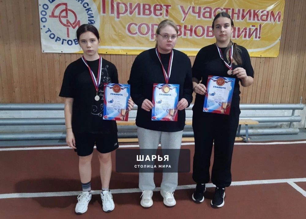 В минувшее воскресение в манеже СШОР прошел турнир по настольному теннису среди учащихся школ… — Шарья — фото 2