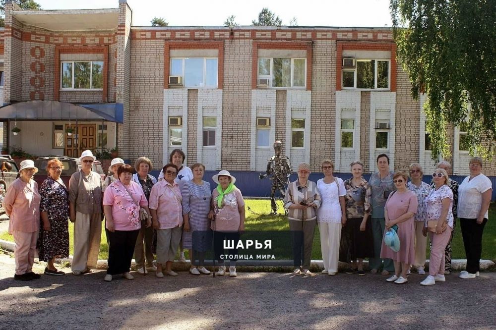 Активисты Центра общения ОСФР в Шарье прикоснулись к истории города накануне Дня России — Шарья