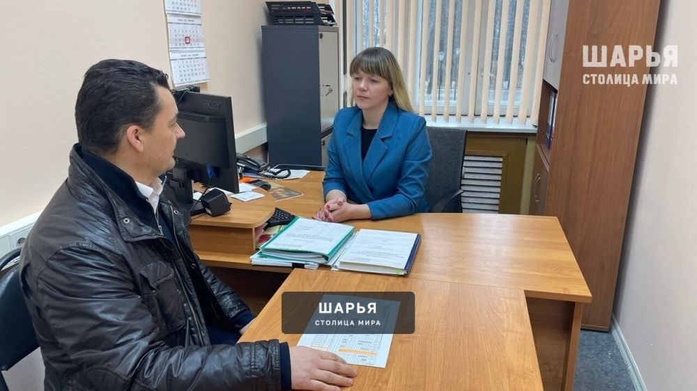 Обновленный интерьер Шарьинского ЗАГСа оценил заместитель губернатора — Шарья — фото 3