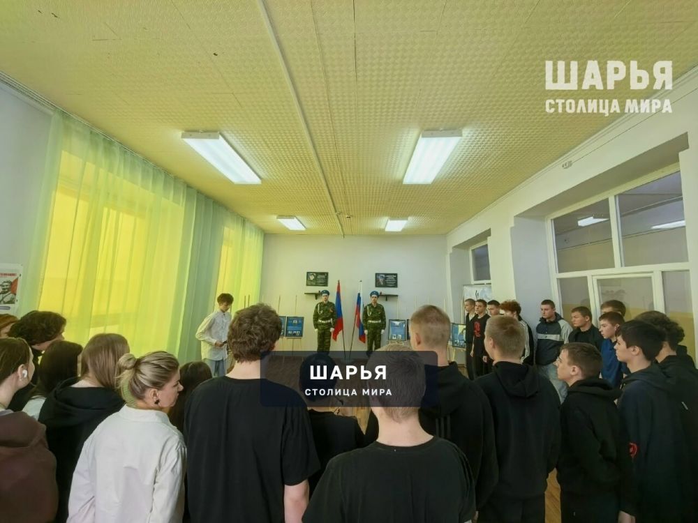 В Шарьинском политехническом техникуме открылась одна из секций выставки "Время героев! — Шарья — фото 2