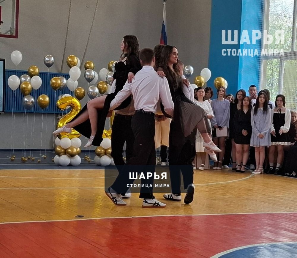 Стартовала череда Последних звонков в школах и сузах — Шарья — фото 7