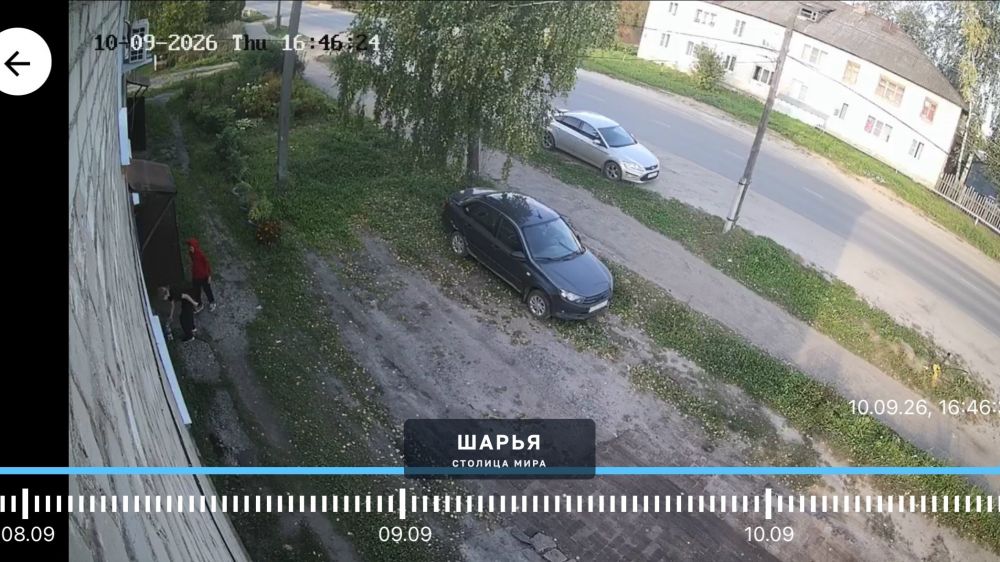 Уважаемые родители, проведите пожалуйста беседу с детьми!!!зашли в подъезд и швырнули банку с… — Шарья