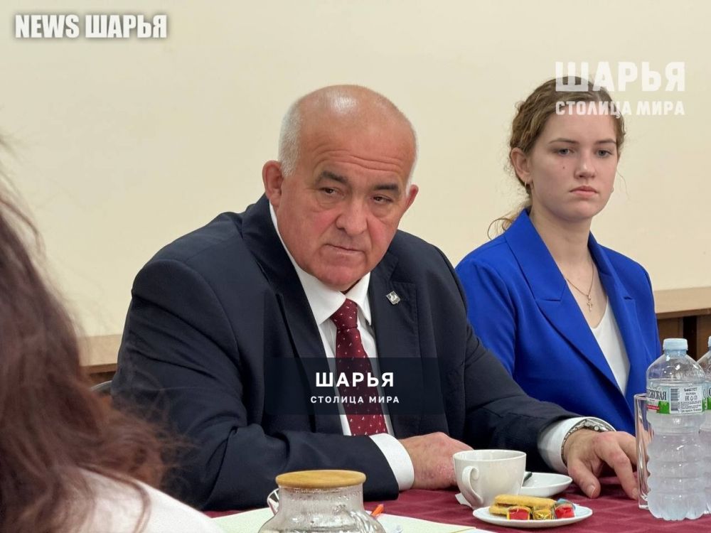 Губернатор встретился с молодыми врачами-целевиками — Шарья