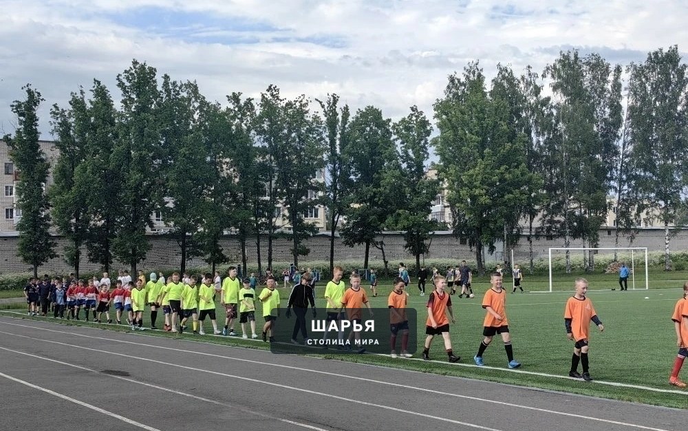 В Шарье стартовал традиционный турнир по мини-футболу на Кубок городской Думы — Шарья — фото 2
