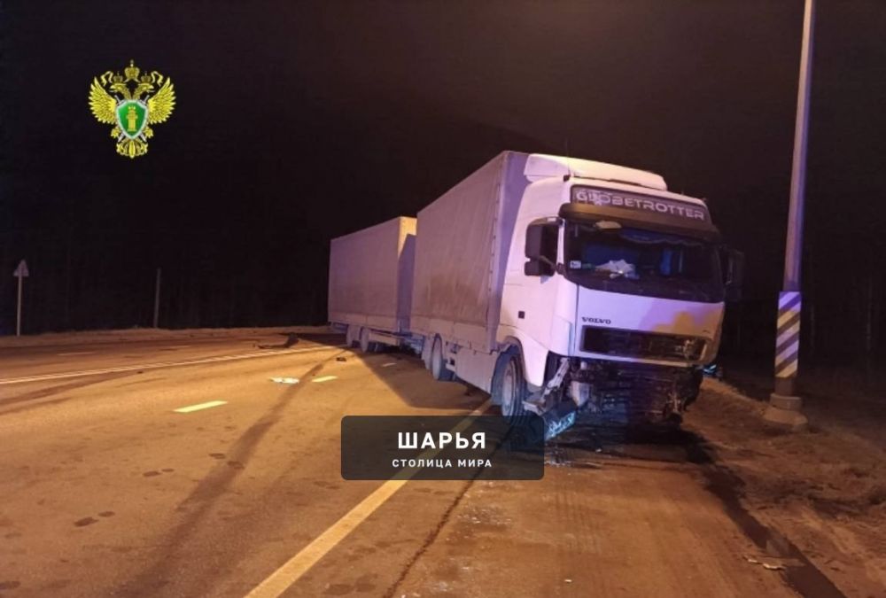Автоинспекторы МО МВД России "Островский" устанавливают обстоятельства ДТП с участием двух… — Шарья