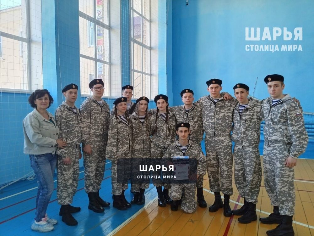 В Шарье прошел зональный этап смотра строя и песни «Плац-Парад» — Шарья — фото 2
