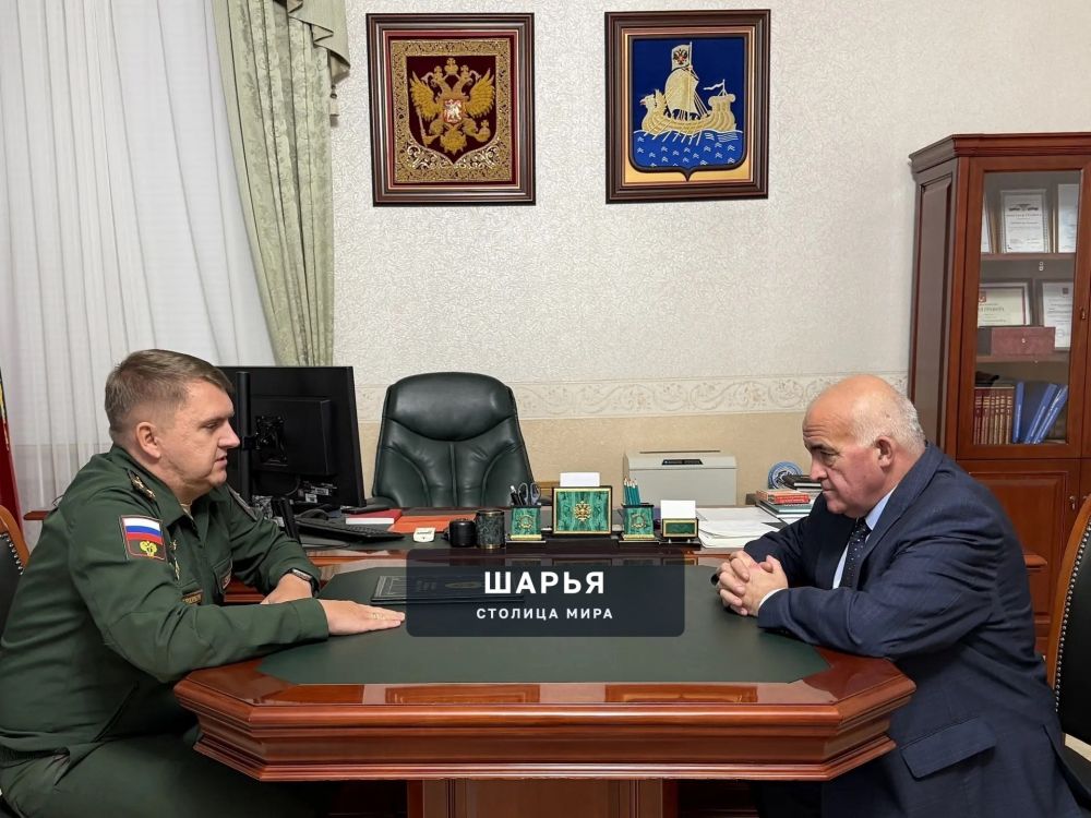 Губернатор провёл рабочую встречу с военным прокурором Костромского гарнизона — Шарья — фото 1
