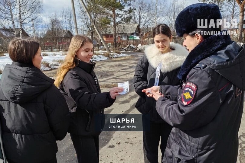 В Костромской области полицейские провели акцию «Безопасная улица» — Шарья — фото 3