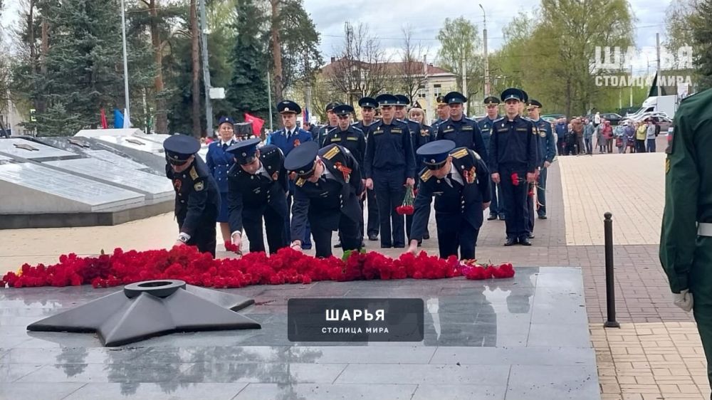 Частичка Вечного огня привезена в Шарьинский район — Шарья — фото 4