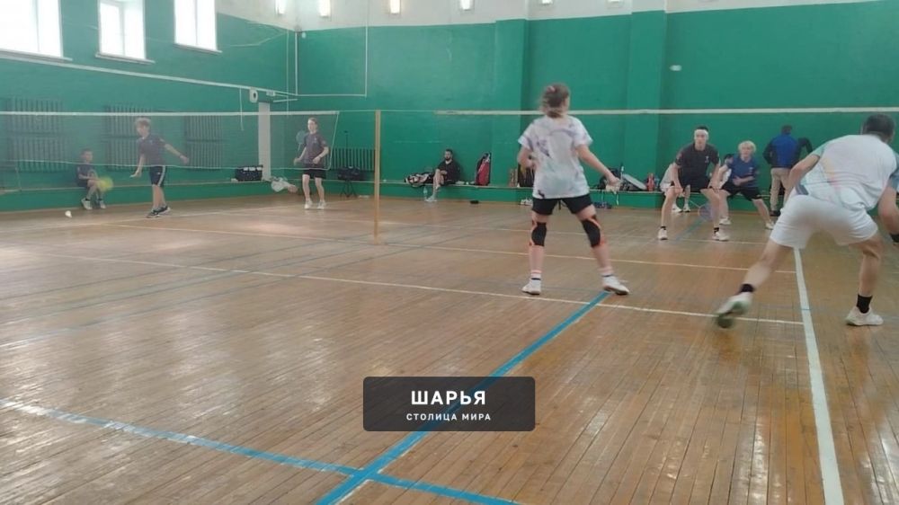 МЕЖРЕГИОНАЛЬНЫЕ СОРЕВНОВАНИЯ ПО БАДМИНТОНУ В ЧЕСТЬ МЕЖДУНАРОДНОГО ОЛИМПИЙСКОГО ДНЯ ПАМЯТИ… — Шарья — фото 3
