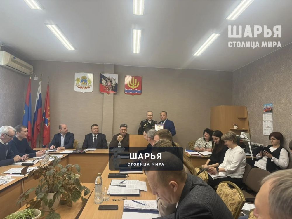 В феврале думцы поздравили своего коллегу с юбилеем — Шарья — фото 9