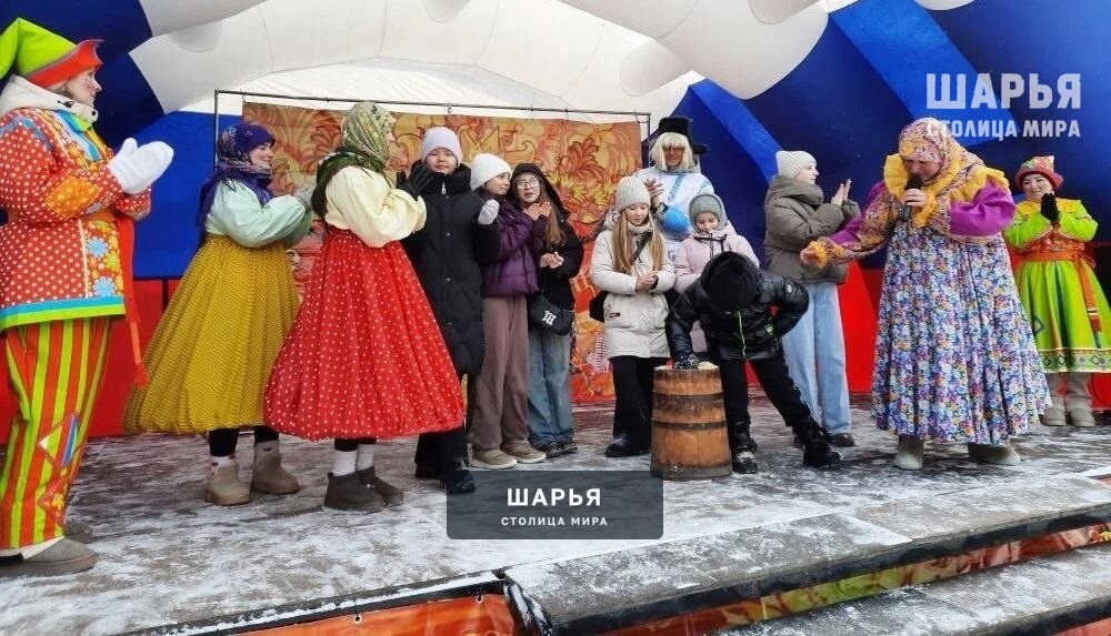 Шарьинцы шумно и весело проводили зиму — Шарья — фото 3