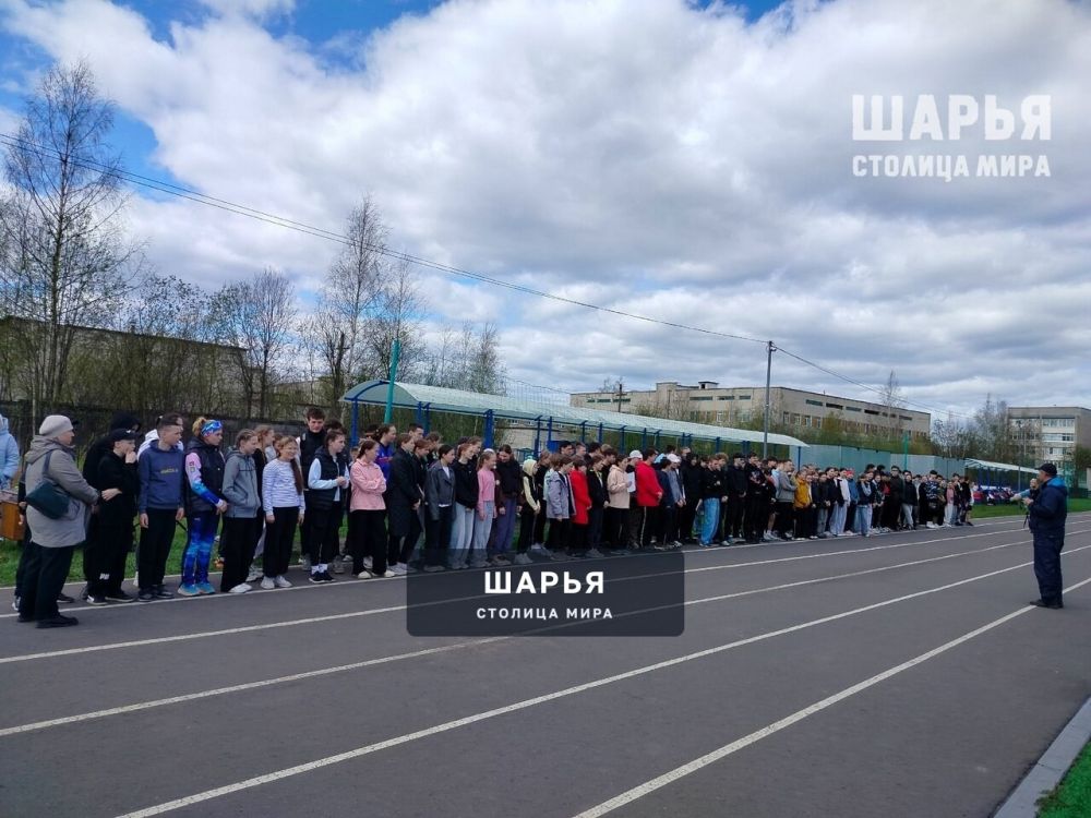Завершился первый день соревнований Первенства г.о.г. Шарья по легкой атлетике среди учащихся… — фото 4