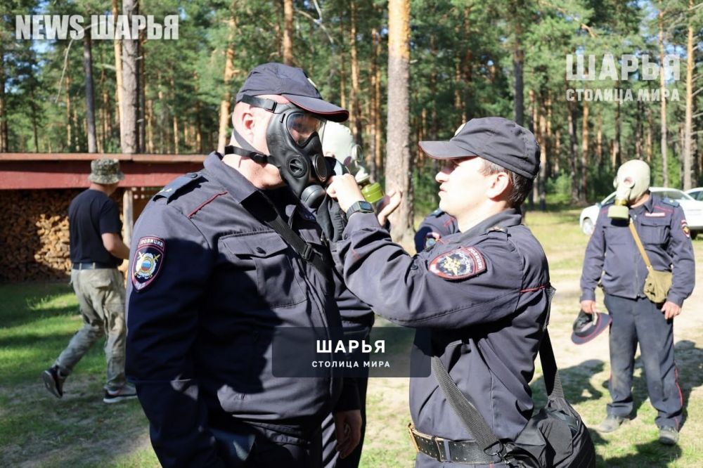 Полицейские усовершенствовали навыки обращения с оружием и знания новых технологий — Шарья — фото 7