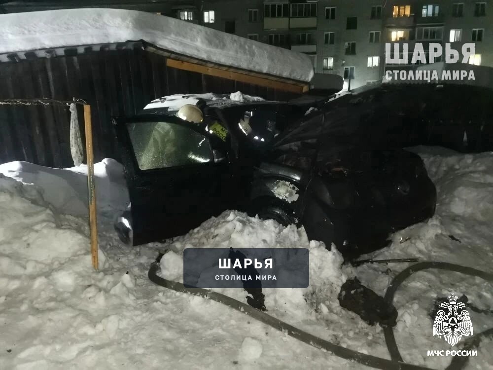 В Ветлужском сгорела дорогая иномарка — Шарья