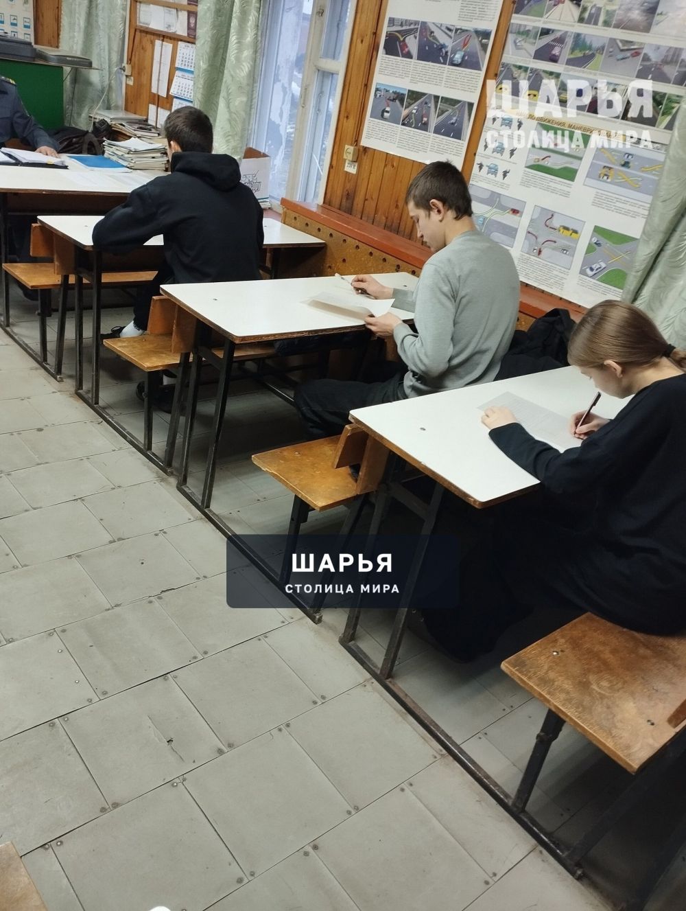 Первые школьники Шарьи сдали внутренние экзамены на права категории А1 — Шарья — фото 2