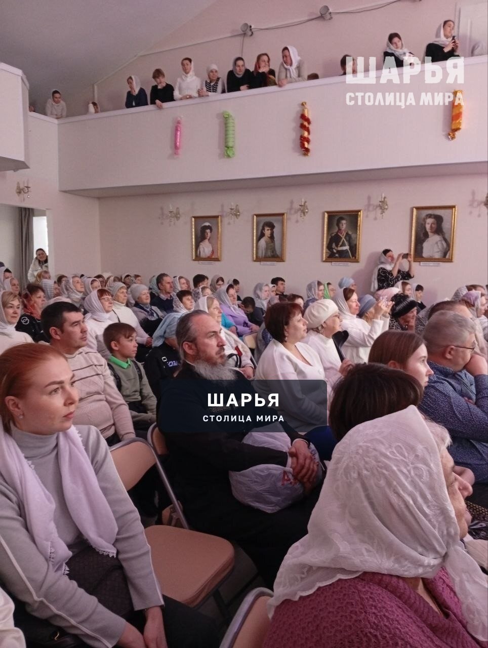 Для шарьинцев и гостей города в Романовском зале расцвел "Духовный сад" — Шарья — фото 4