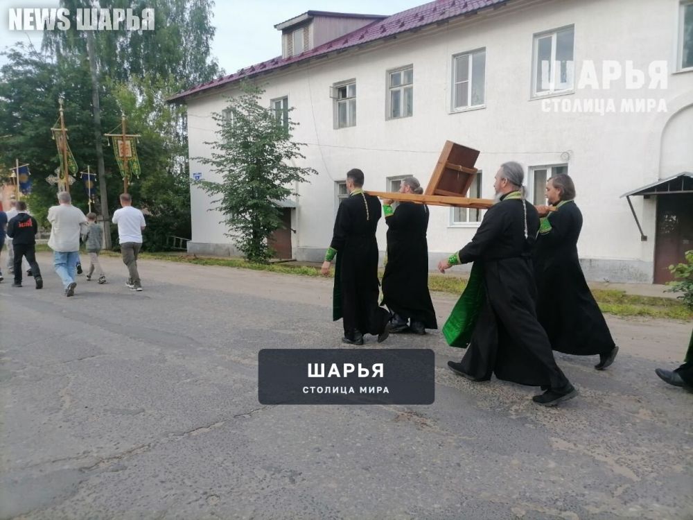 В Шарье состоялся крестный ход в честь прп — Шарья — фото 4