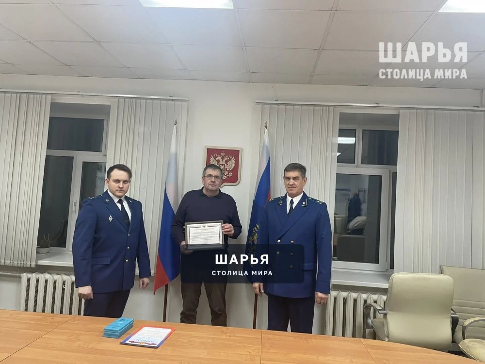 Шарьинские юные художники приняли участие в творческом конкурсе Прокуратуры — Шарья — фото 3
