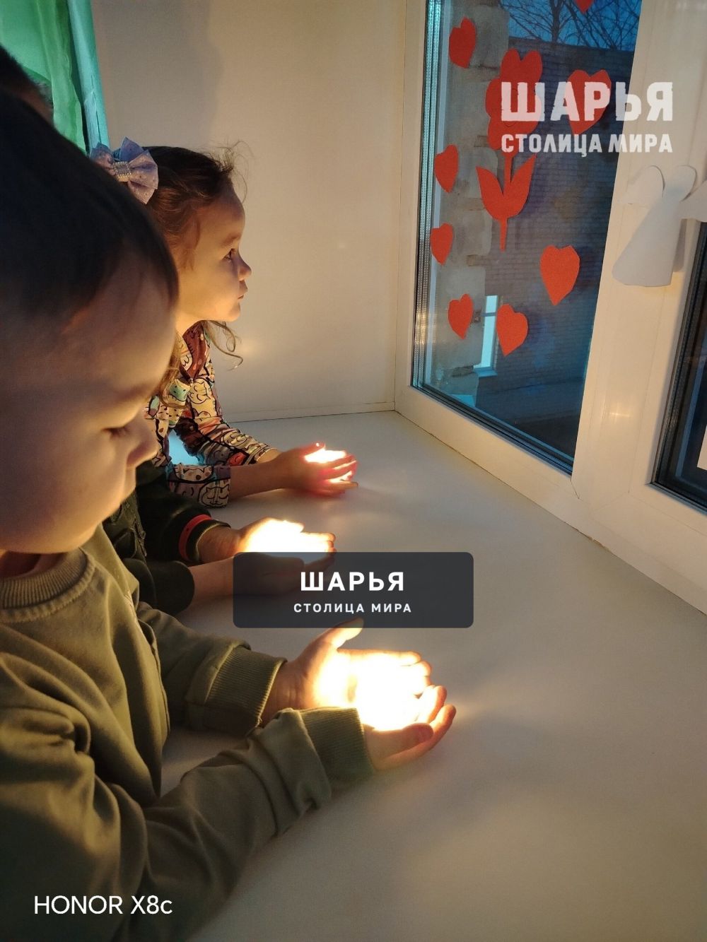Шарьинские дошколята почтили память жертв ДТП — Шарья — фото 3
