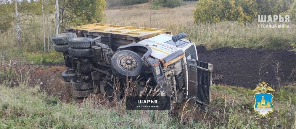 Под Костромой водитель грузовика погиб в ДТП — Шарья — фото 2